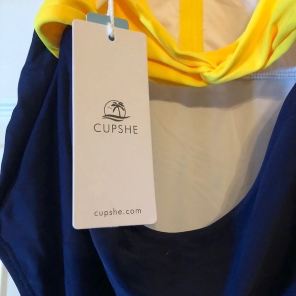 CUPSHE one piece color block SMALL - Picture 12 of 12